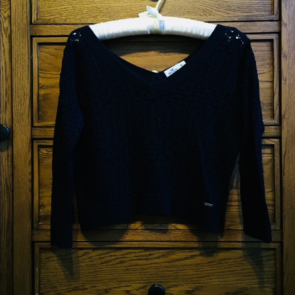 Black Knit Cropped V Neck Sweater